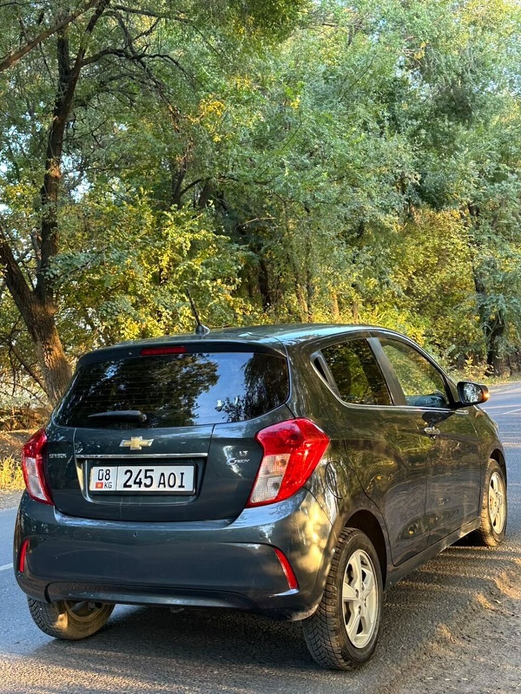 Chevrolet Spark: 2017 г., 1 л, Автомат, Бензин, Хэтчбэк: фото 4