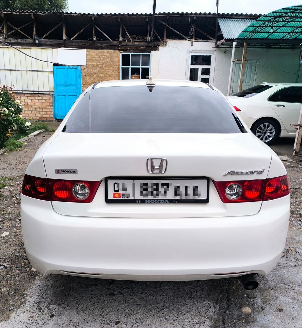 Honda Accord: 2004 г., 2 л, Автомат, Бензин, Седан: фото 5
