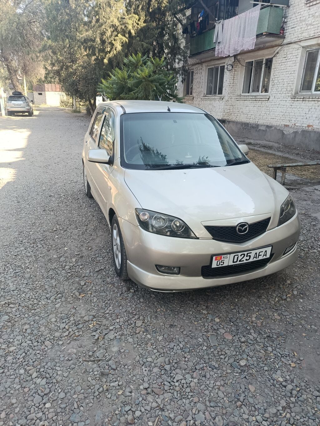 Mazda Demio: 2005 г., 1.5 л, Автомат, Бензин, Хэтчбэк: фото 3