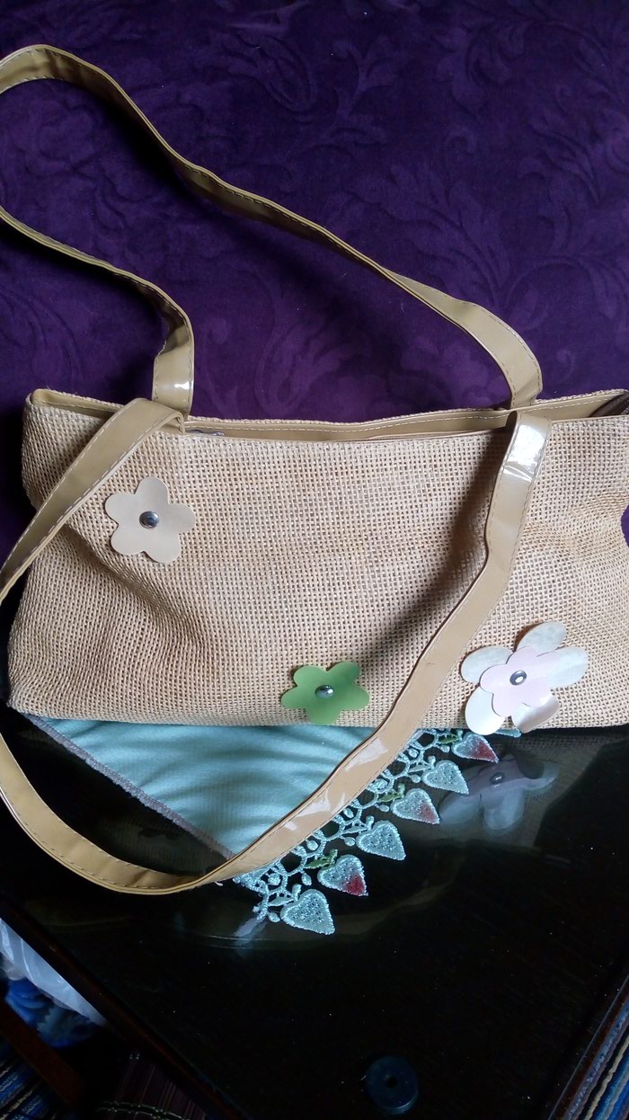 Tašne: Tasna zenska nova,od jute..dim..35/18/8 cm.. na lalafo.rs Tasna zenska nova,od jute..dim..35/18/8 cm.. - Kraljevo