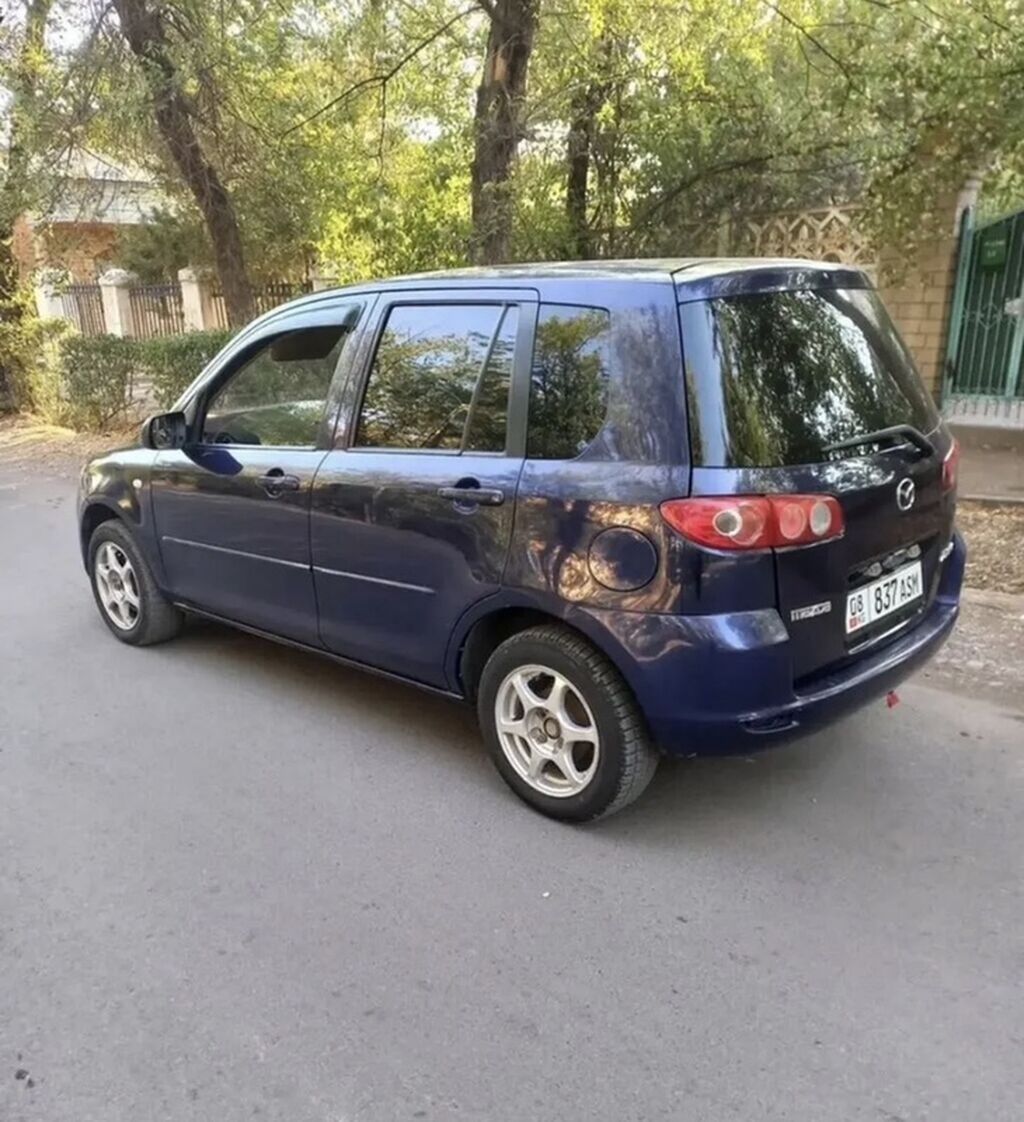 Mazda Demio: 2004 г., 1.3 л, Автомат, Бензин, Хэтчбэк: фото 3