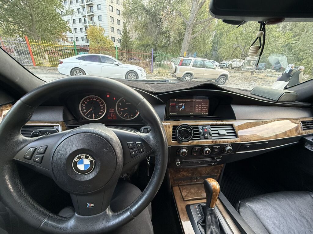 BMW 5 series: 2006 г., 3 л, Автомат, Бензин, Седан: фото 6