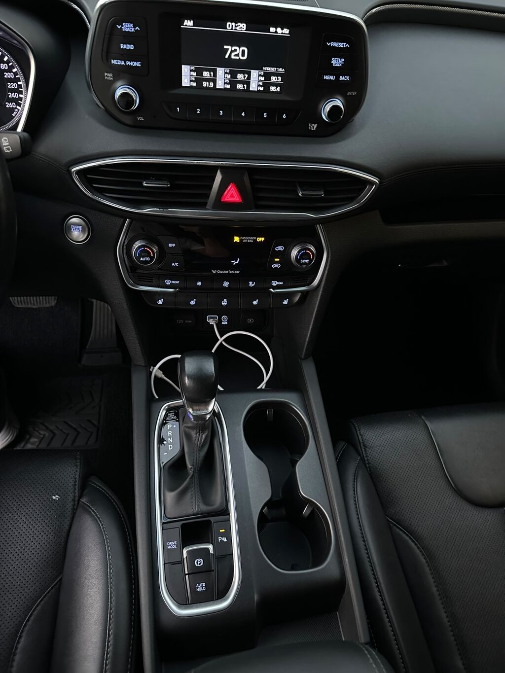 Hyundai Santa Fe: 2019 г., 0.2 л, Автомат, Бензин, Кроссовер: фото 4