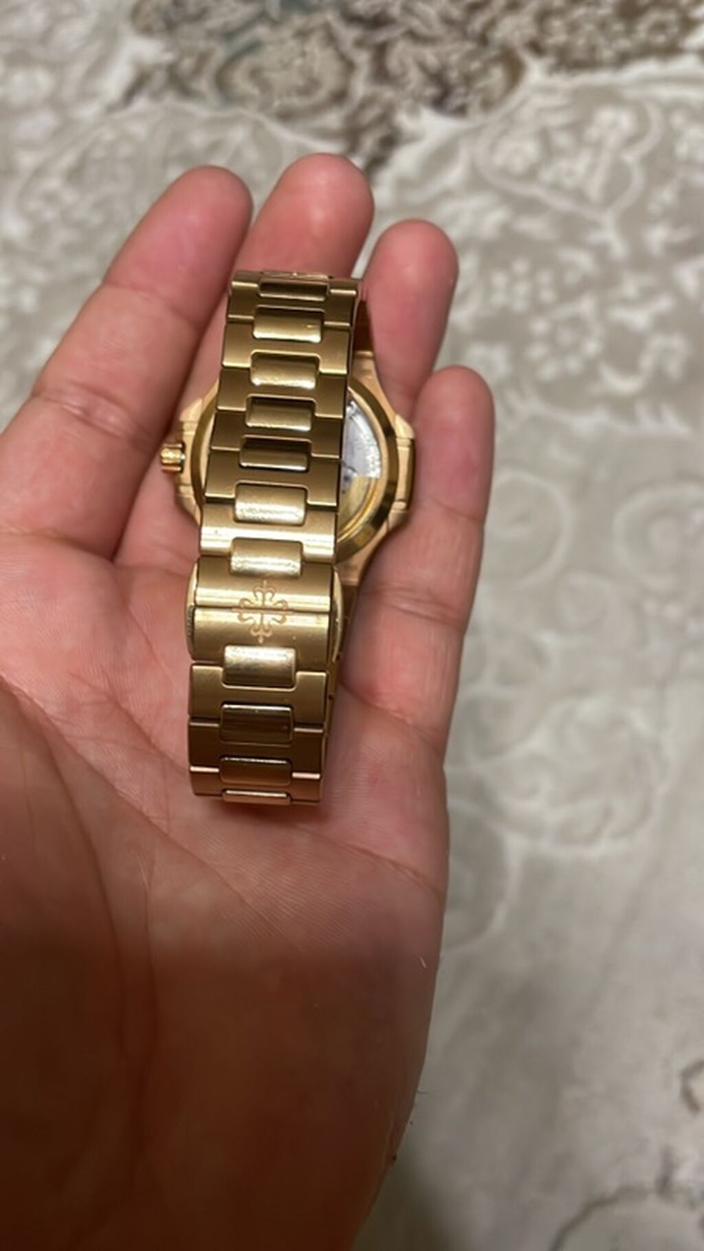 Наручные часы Patek Philippe Nautilus в корпусе и браслете из розового: фото 2