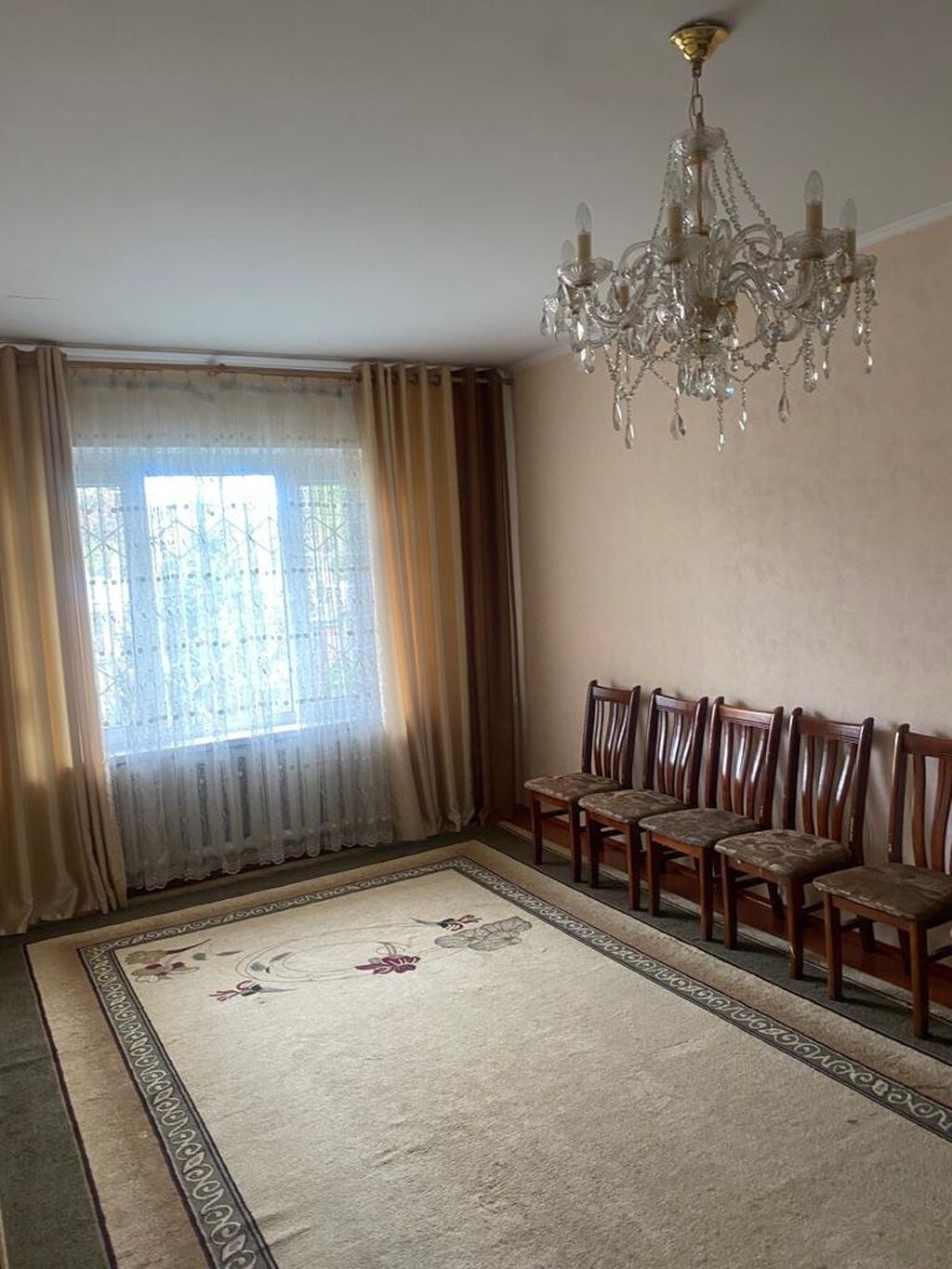 140 м², 5 комнат, Балкон застеклен, Видеонаблюдение, Парковка