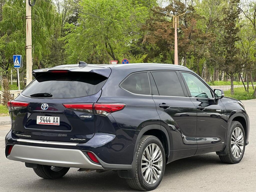 Toyota Highlander: 2020 г., 2.5 л, Автомат, Гибрид, Кроссовер: фото 3