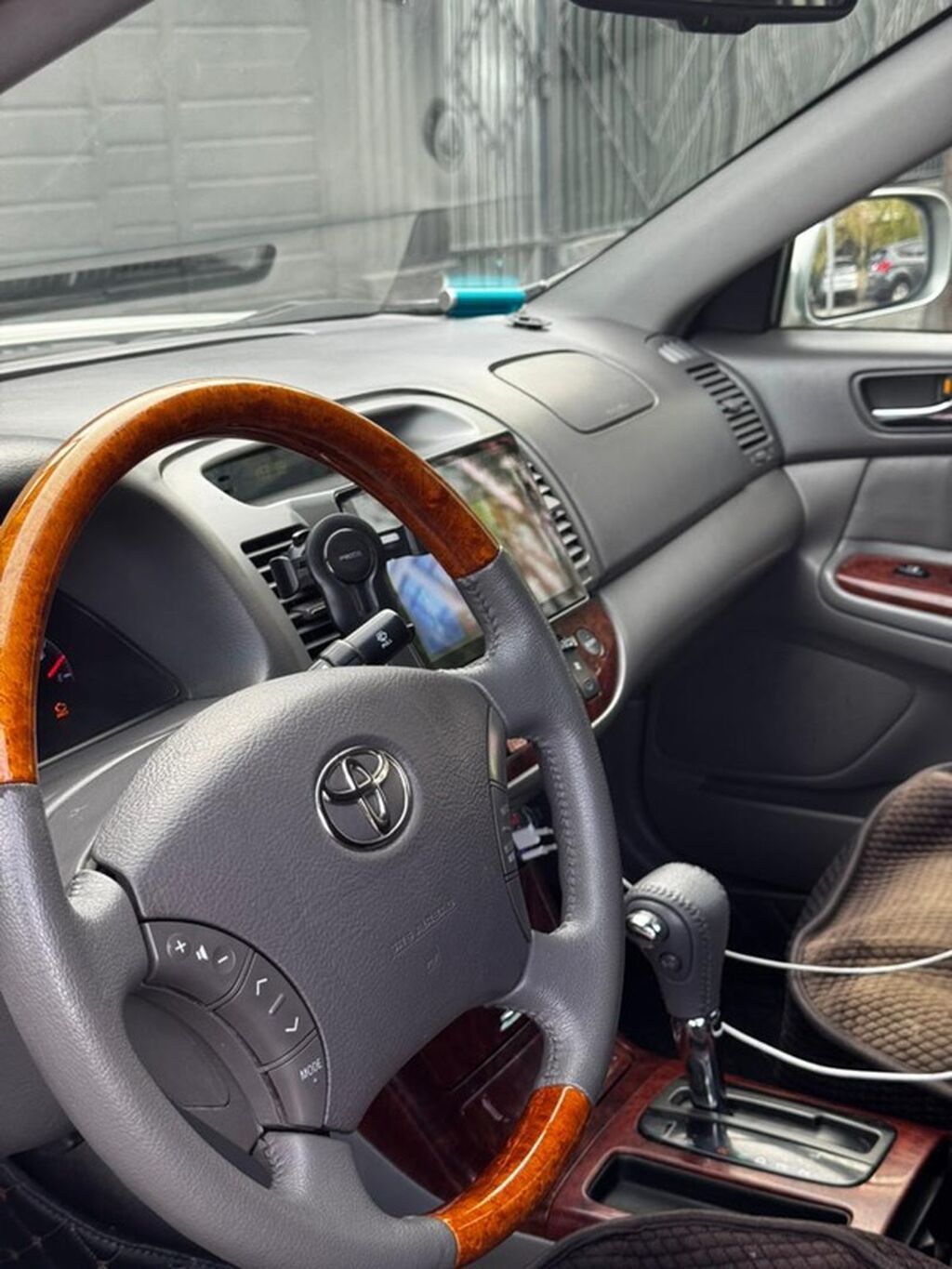 Toyota Camry: 2005 г., Автомат, Бензин, Седан: фото 3