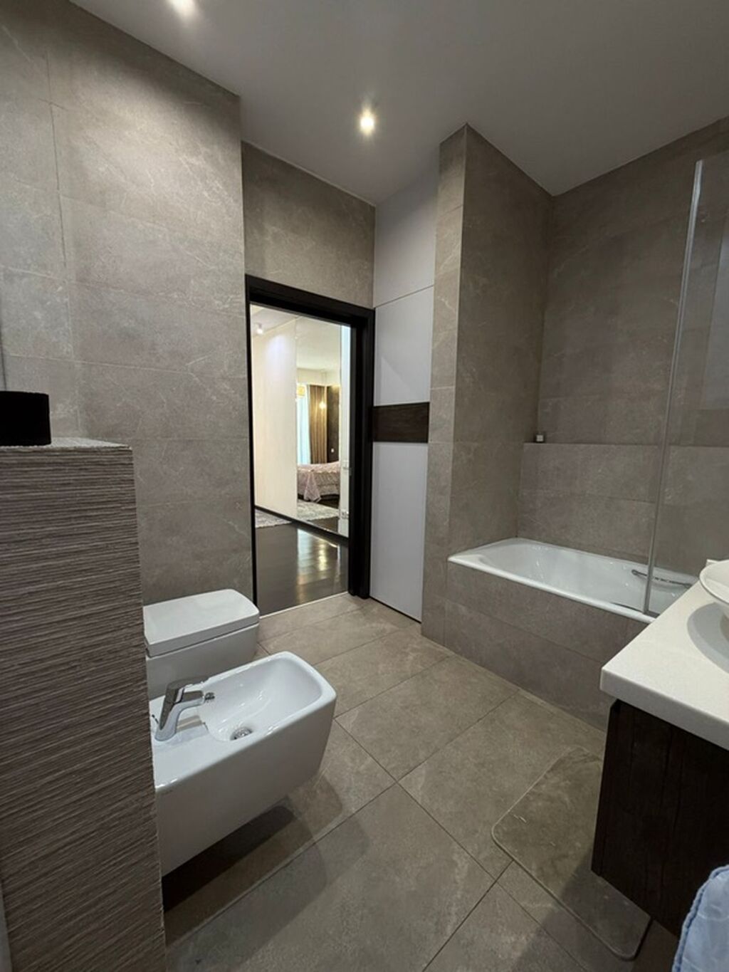 3 комнаты, 122 м², 9 этаж, Дизайнерский ремонт: фото 4