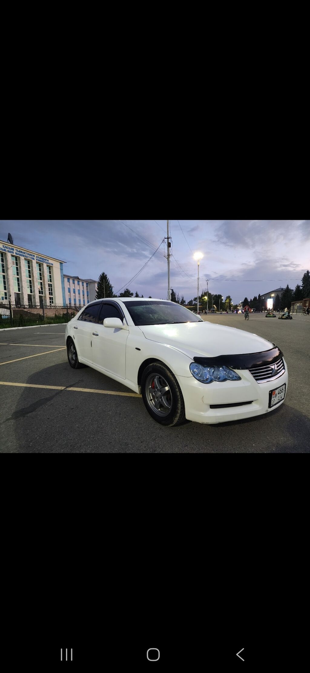 Toyota Mark X: 2005 г., 2.5 л, Автомат, Бензин, Седан: фото 2