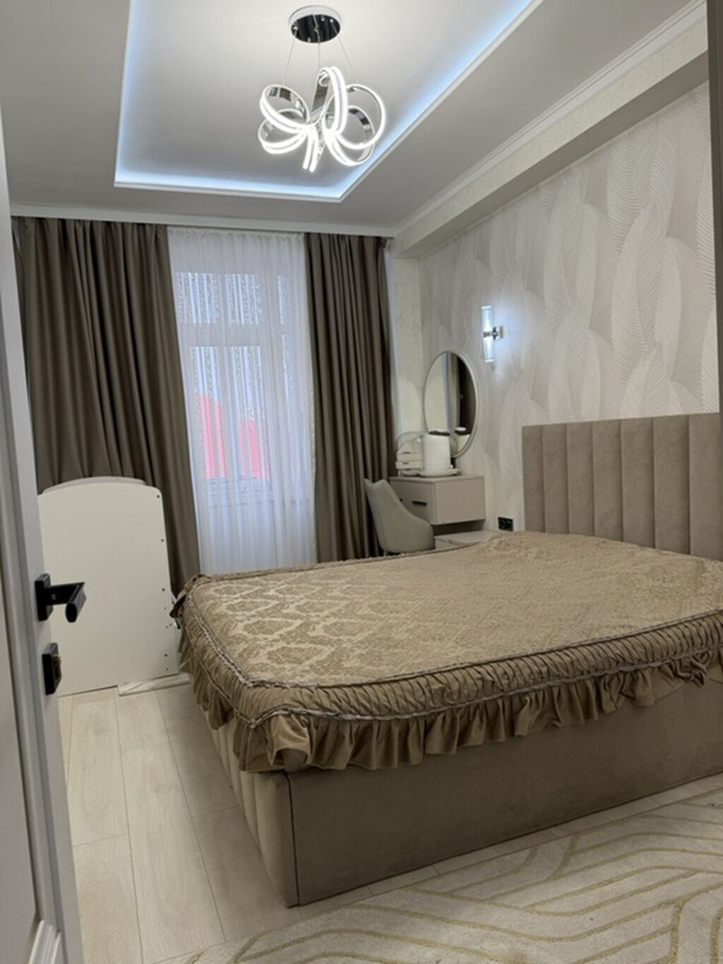 2 комнаты, 77 м², Элитка, 3 этаж, Дизайнерский ремонт: фото 7
