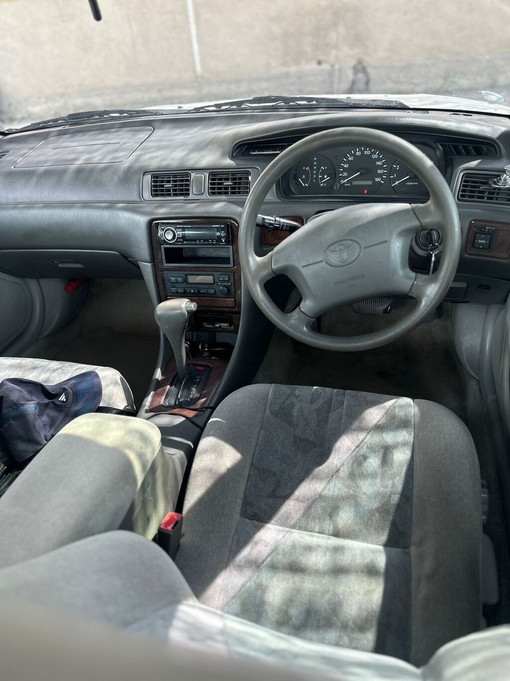 Toyota Camry: 1997 г., 2.2 л, Автомат, Бензин, Седан: фото 3