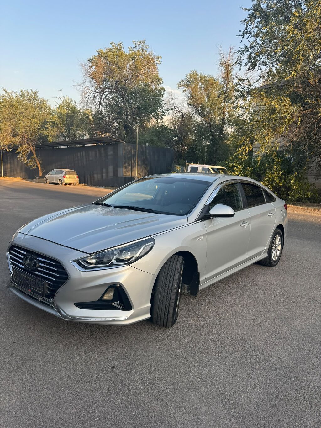 Hyundai Sonata: 2017 г., 2 л, Автомат, Бензин, Седан: фото 2