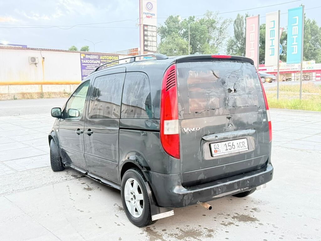 Mercedes-Benz Vaneo: 2005 г., 1.6 л, Механика, Бензин, Минивэн: фото 3