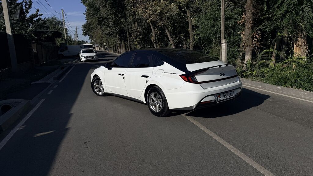Hyundai Sonata: 2019 г., 2 л, Автомат, Бензин, Седан: фото 3