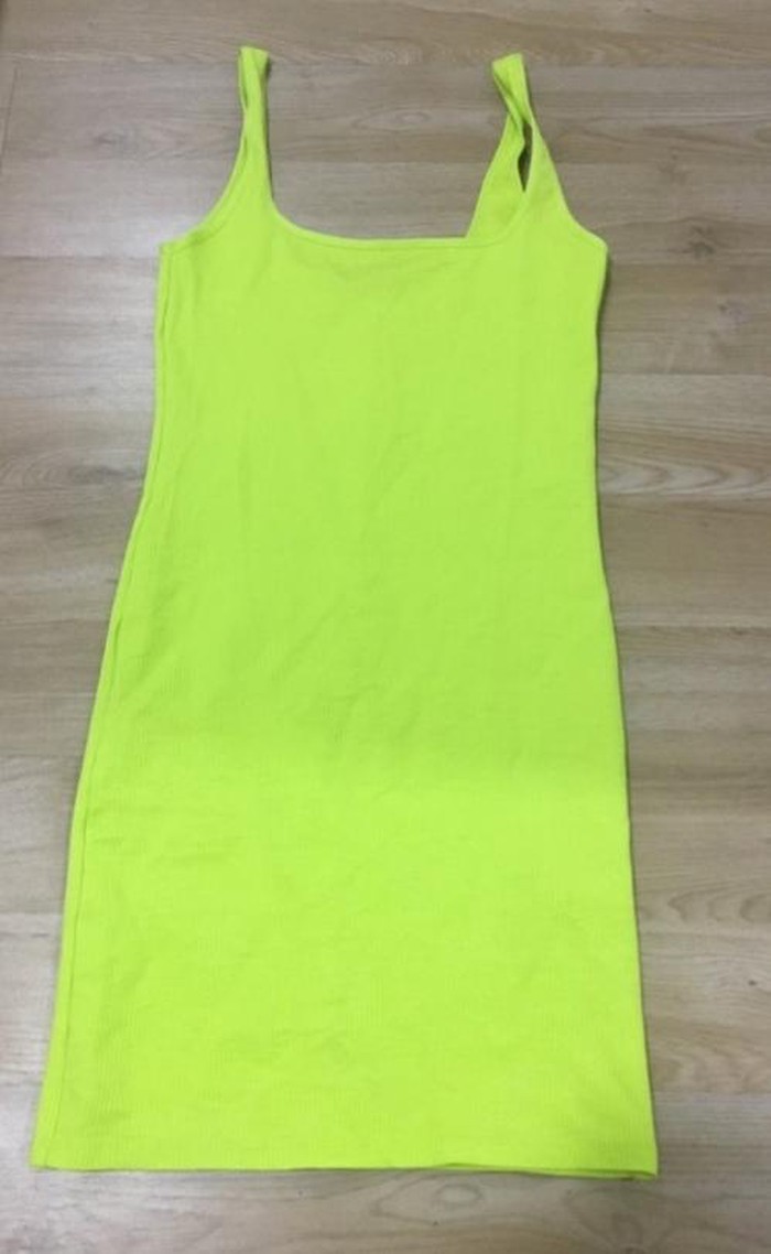 Haljine: Bershka haljina s veličina na lalafo.rs Bershka haljina s veličina - Kragujevac