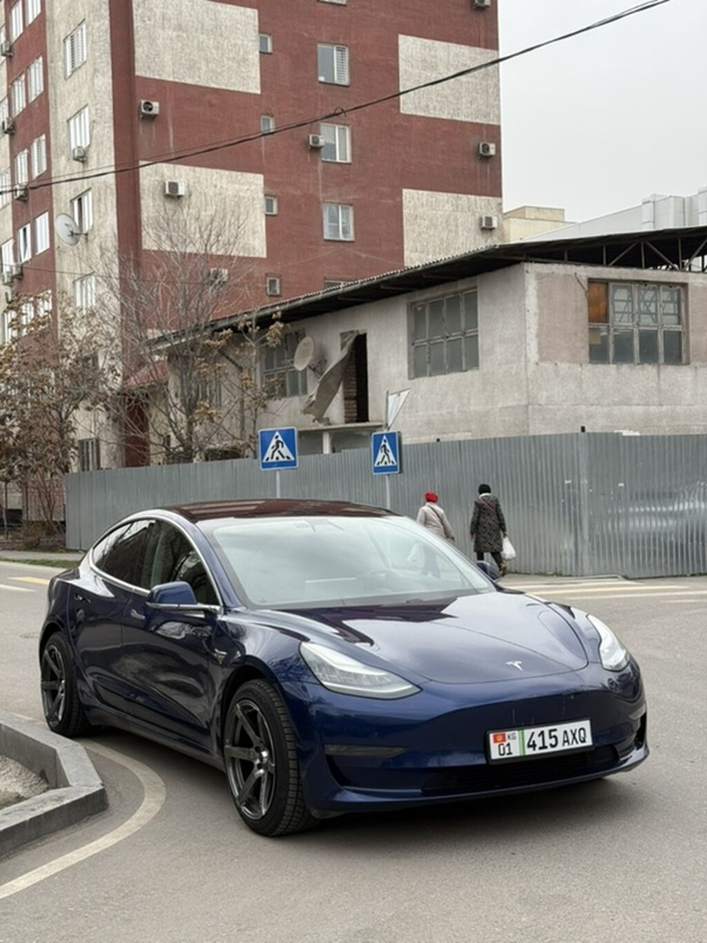 Tesla Model 3: 2018 г., Электромобиль, Седан: фото 1