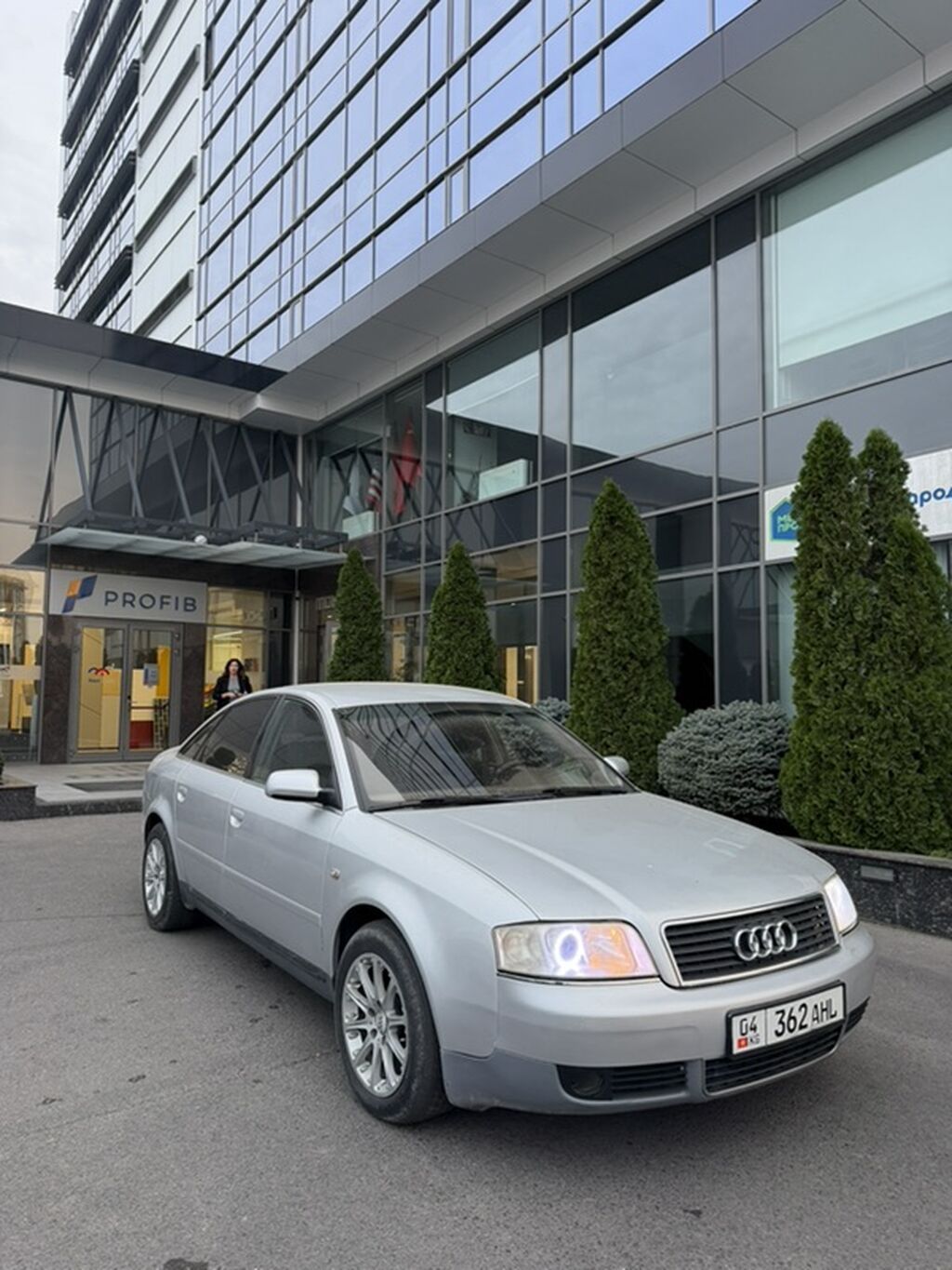 Audi A6: 2001 г., 2.4 л, Автомат, Бензин, Седан: фото 2