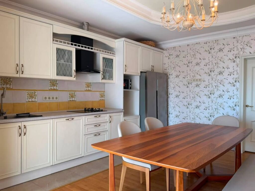 Просторная светлая квартира в современном жилом комплексе с закрытым: фото 4