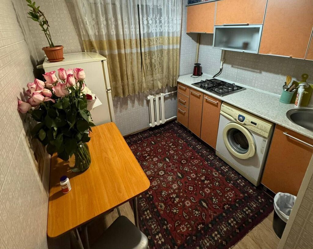 Подселение девушки в 1-комнатную квартиру, 6 мкр: фото 2