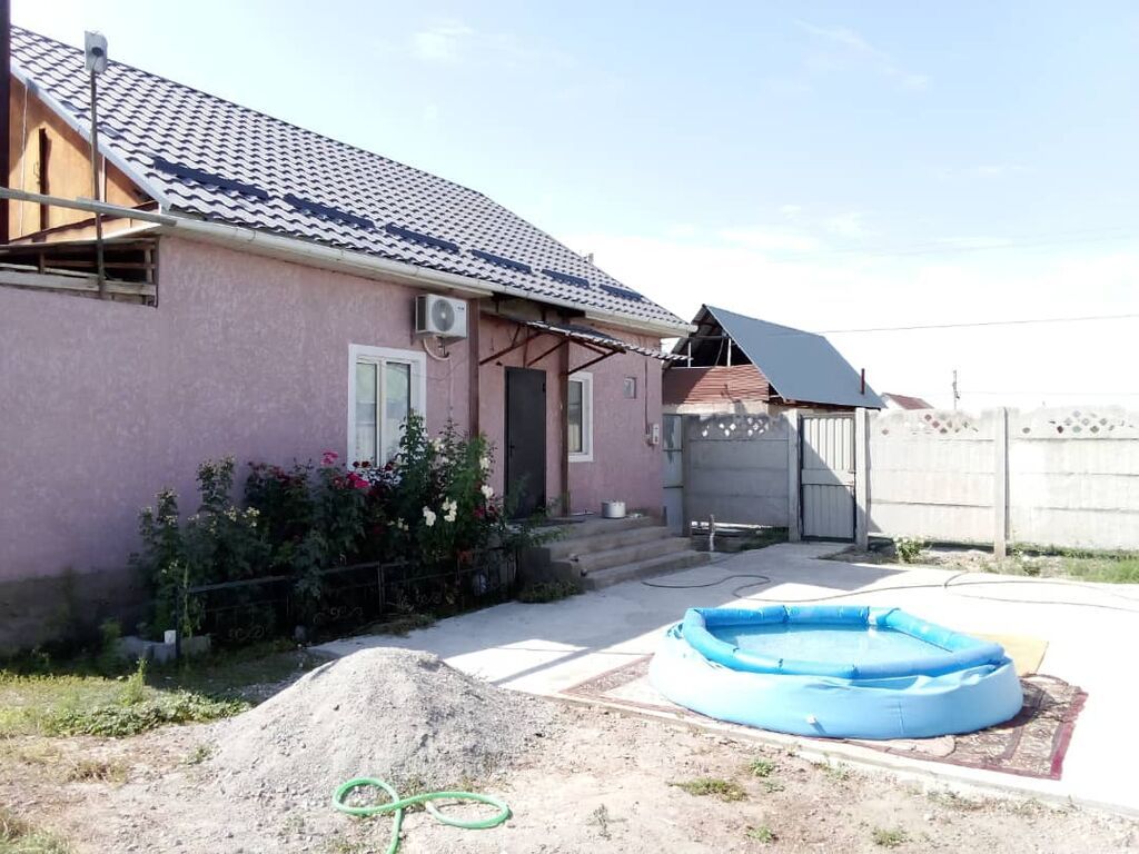 Продаю дом 4 сотки 70кв. В районе Ак-Ордо 3. Имется хоз. постройки: фото 3