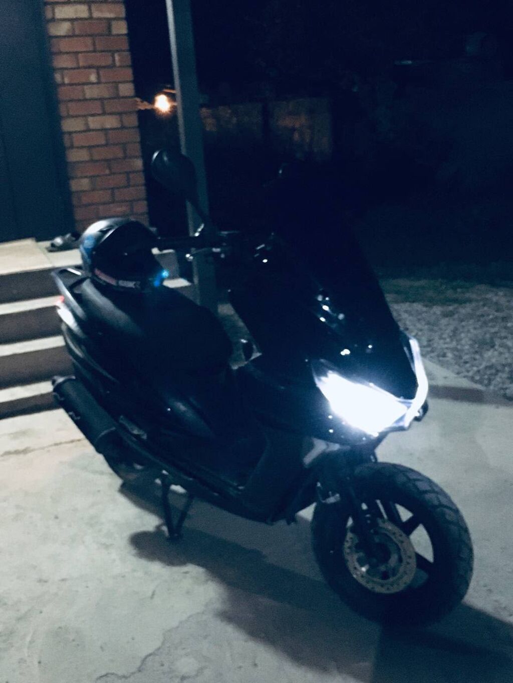 Макси-скутер Yamaha, 180 куб. см, Бензин, Новый: фото 2