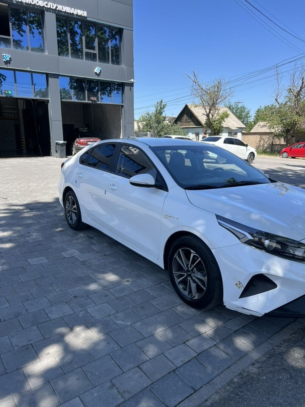 Kia K3: 2021 г., 1.6 л, Автомат, Бензин, Седан — фото 2