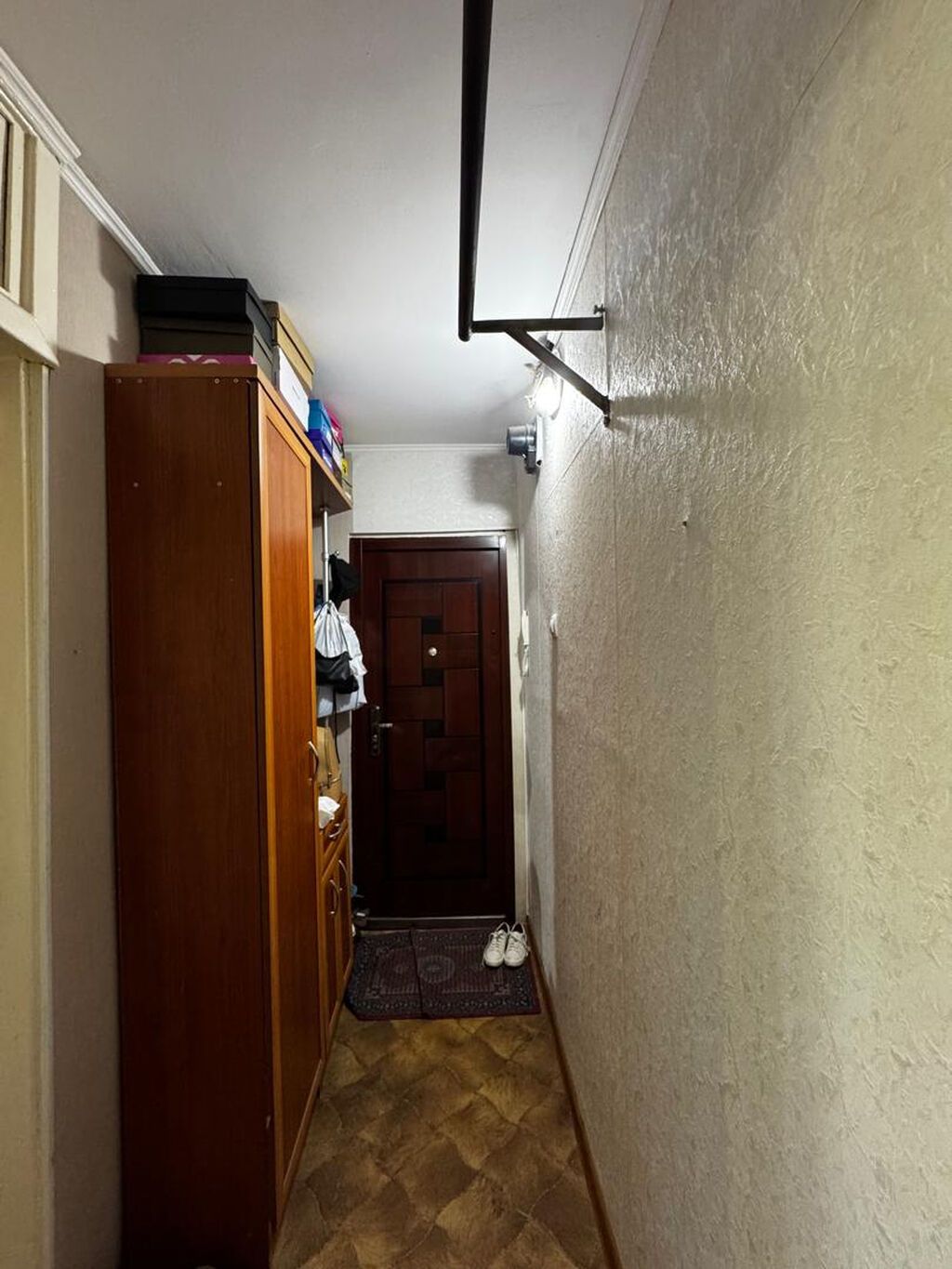 3 комнаты, 58 м², 10 мкр 104 серия, 4 этаж, Старый ремонт: фото 4