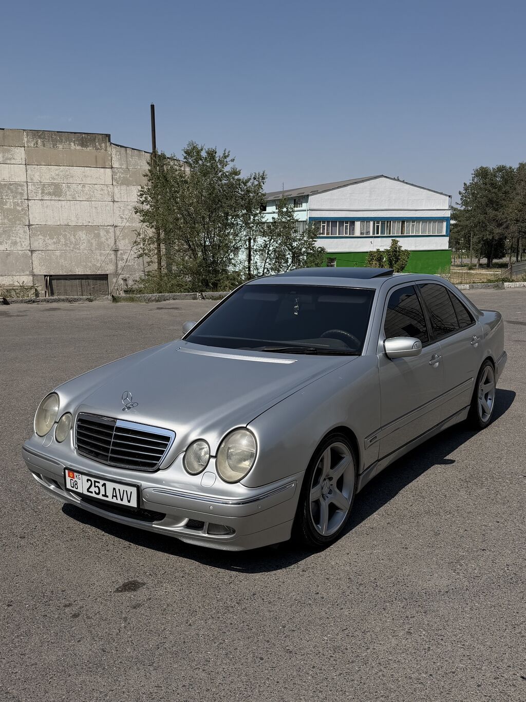 Mercedes-Benz E-Class: 2000 г., 4.3 л, Автомат, Бензин, Седан: фото 4
