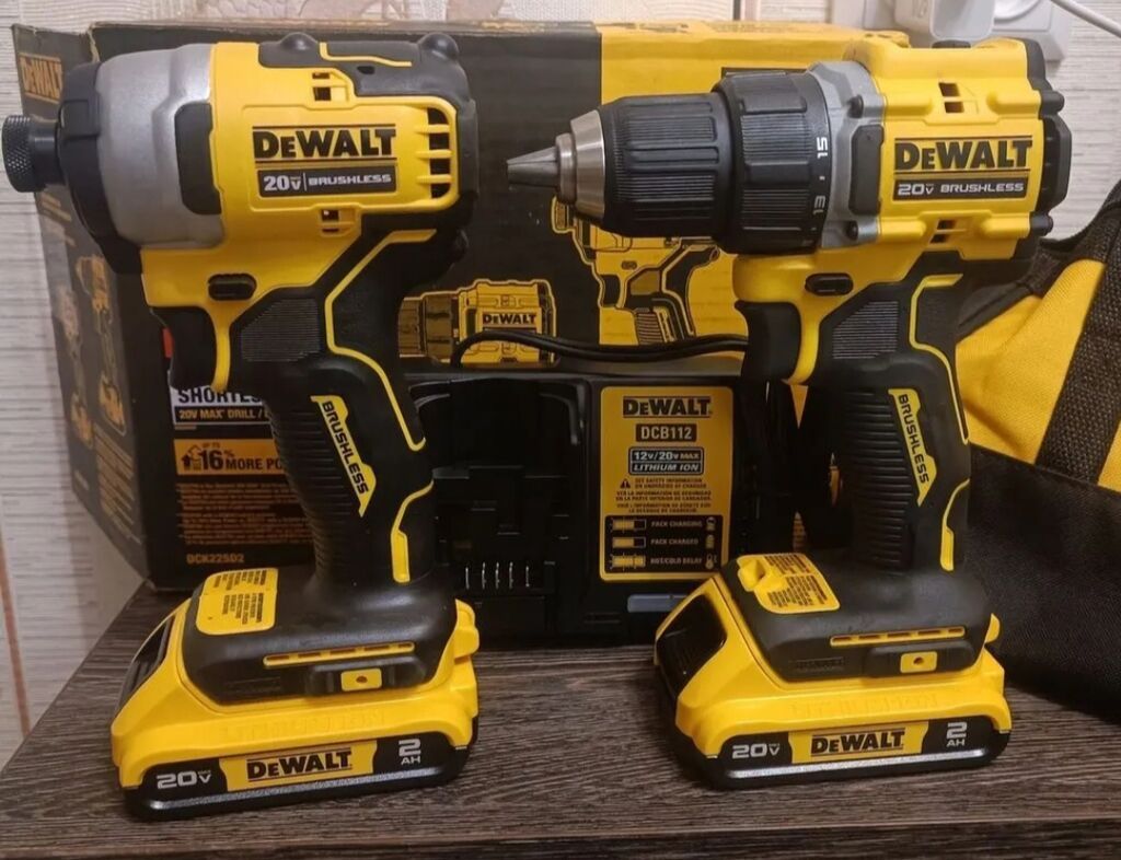 Dewalt dck225d2.Комбо из двух инструментов dewalt, шуруповерт dcd794 и: фото 2