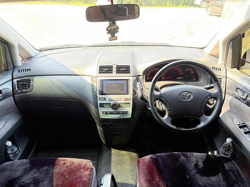 Toyota Ipsum: 2004 г., 2.4 л, Автомат, Бензин, Минивэн: фото 5