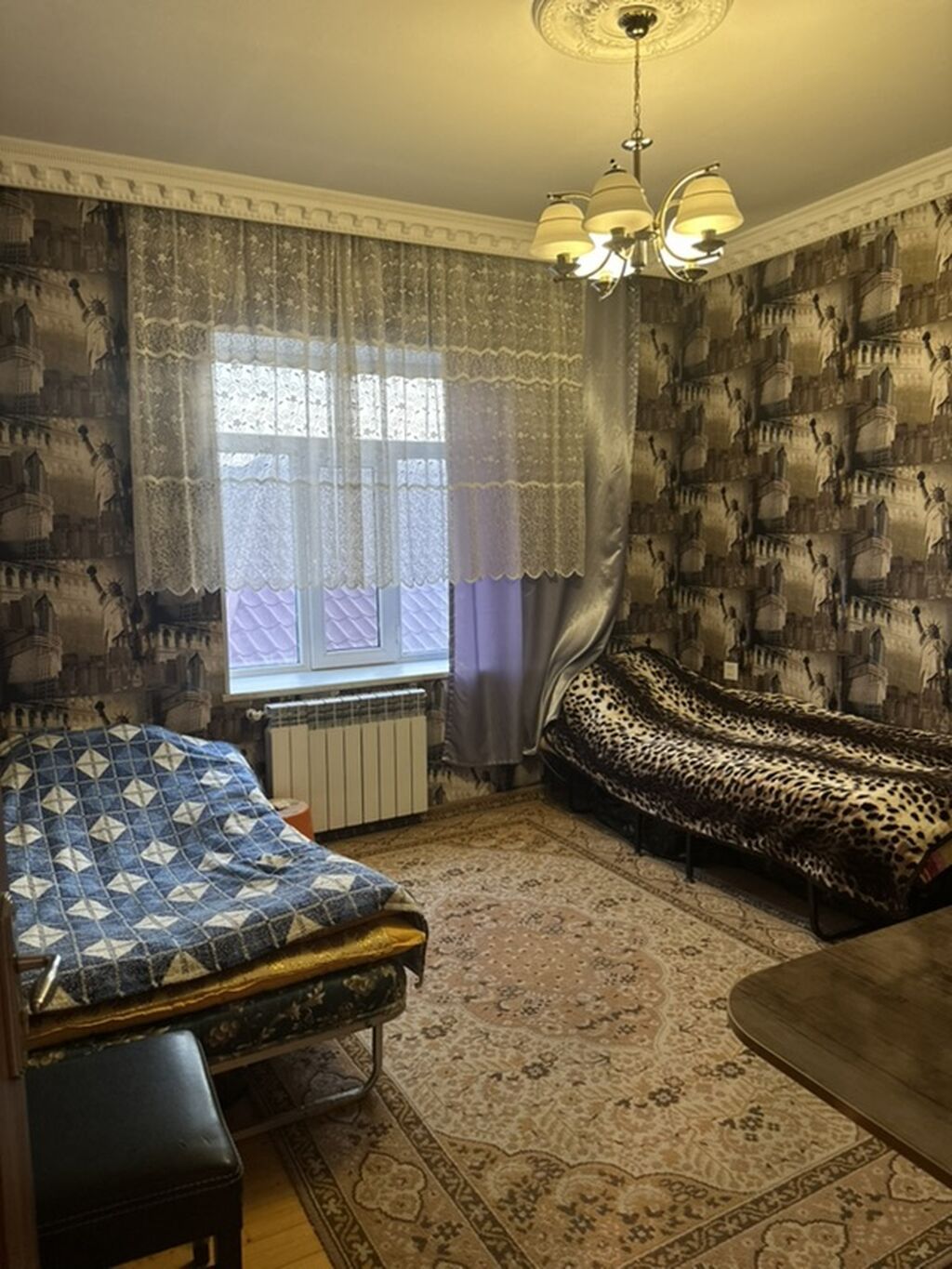 4 otaqlı, 135 kv. m, Yeni təmirli