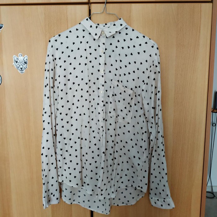 Άλλα: Woman's shirt size small pull and Bear σε lalafo.gr Woman's shirt size small pull and Bear σε Βόλος