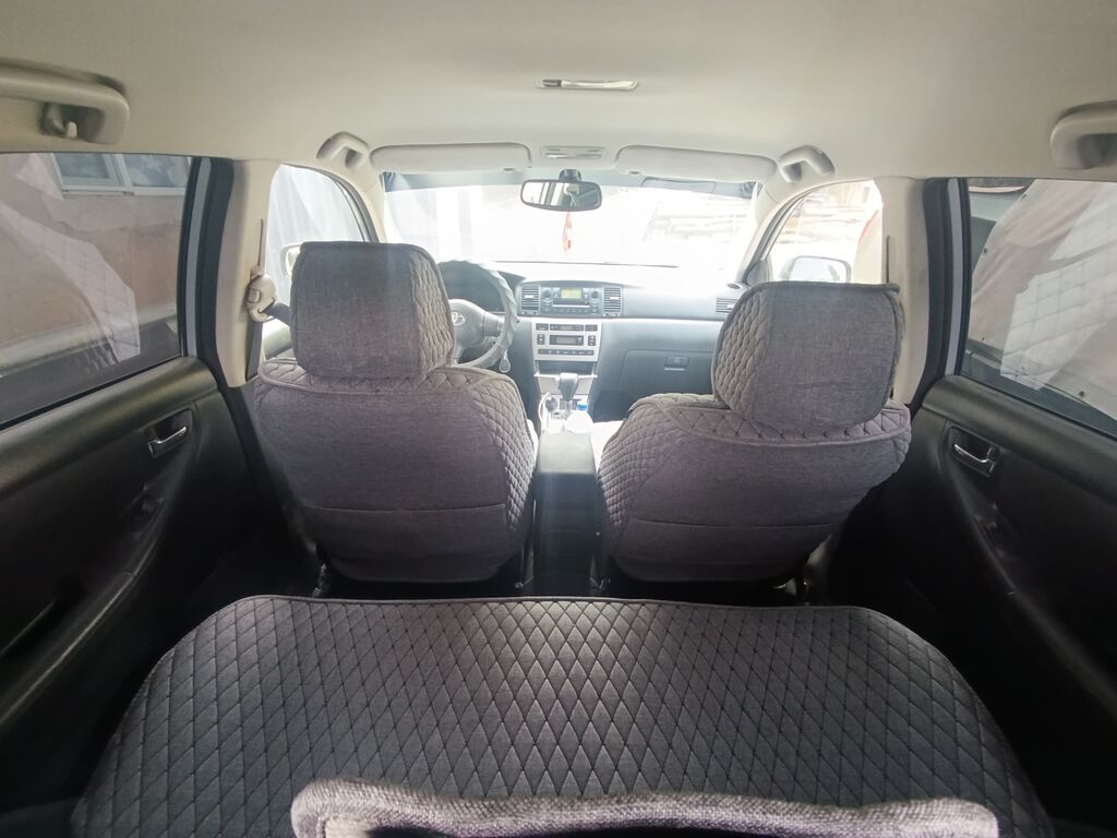 Toyota Corolla: 2005 г., Автомат, Бензин, Хэтчбэк: фото 3