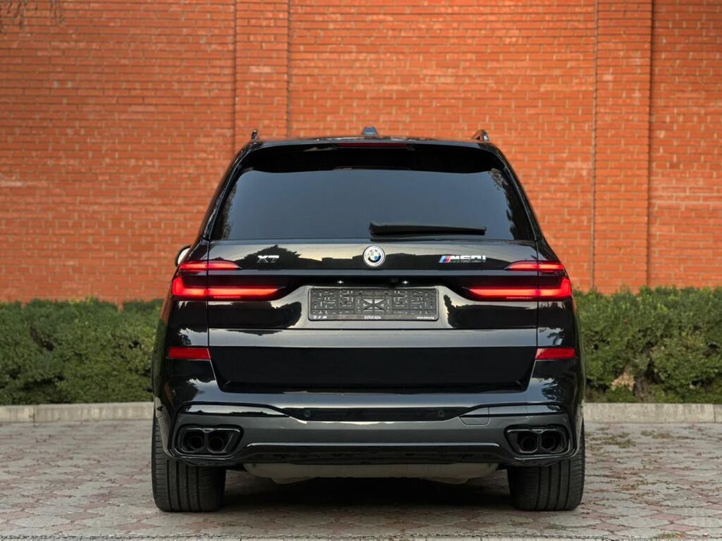 BMW X7: 2022 г., 4.4 л, Автомат, Бензин, Кроссовер: фото 5