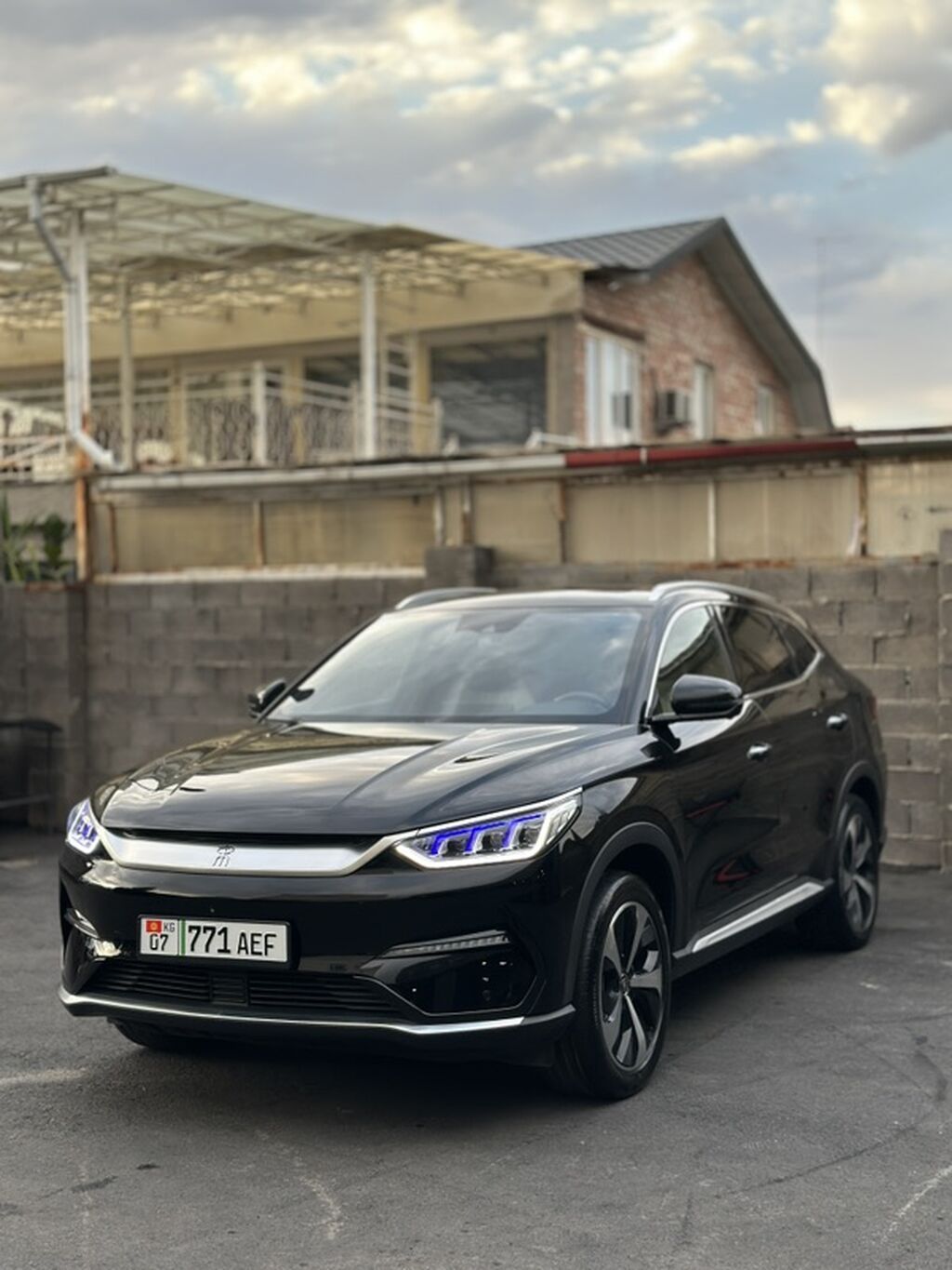 BYD Song Plus: 2022 г., Автомат, Электромобиль, Кроссовер: фото 3