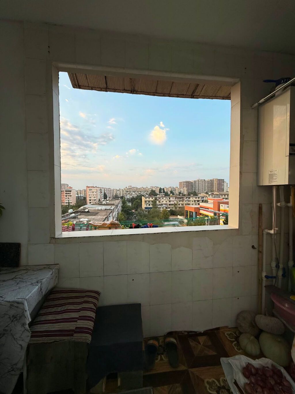 Bakı, 3 otaqlı, Köhnə tikili, 80 kv. m