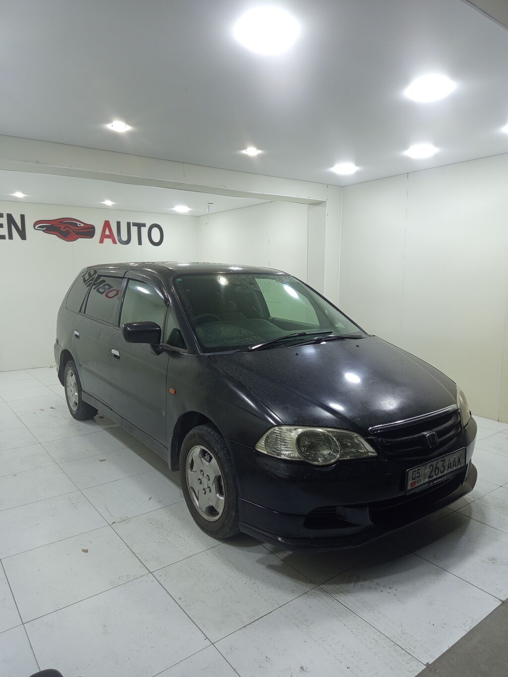 Honda Odyssey: 2000 г., 2.3 л, Автомат, Бензин, Универсал: фото 2