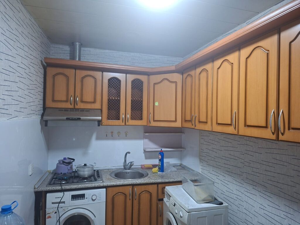 80 kv. m, 2 otaqlı, Telefon, İnternet, İşıq