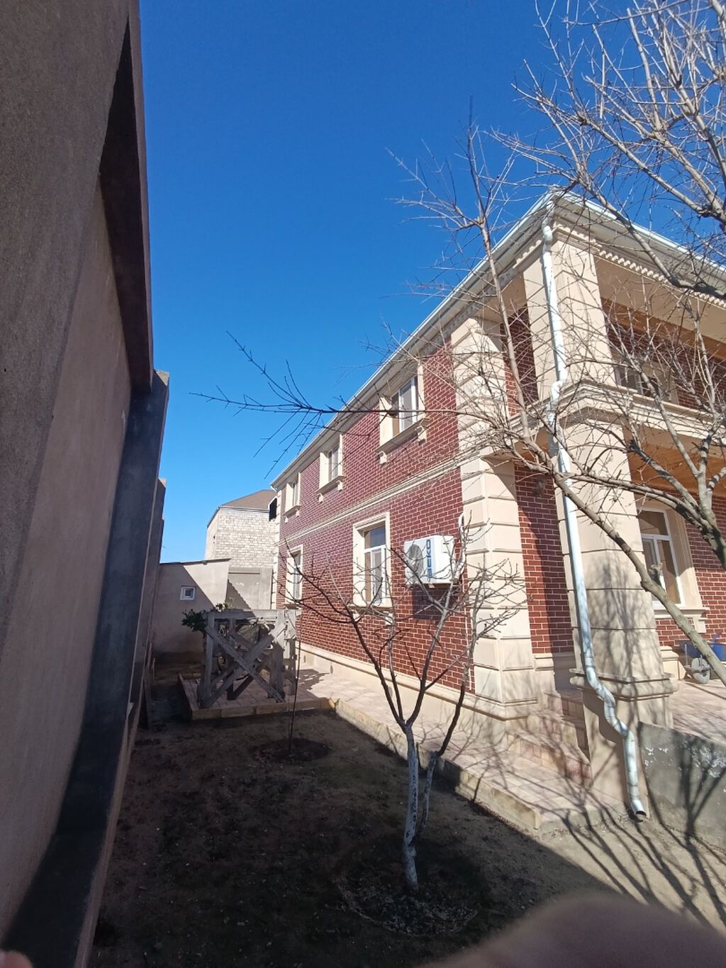 Buzovna 8 otaq, 400 kv. m, Kredit yoxdur, Yeni təmirli