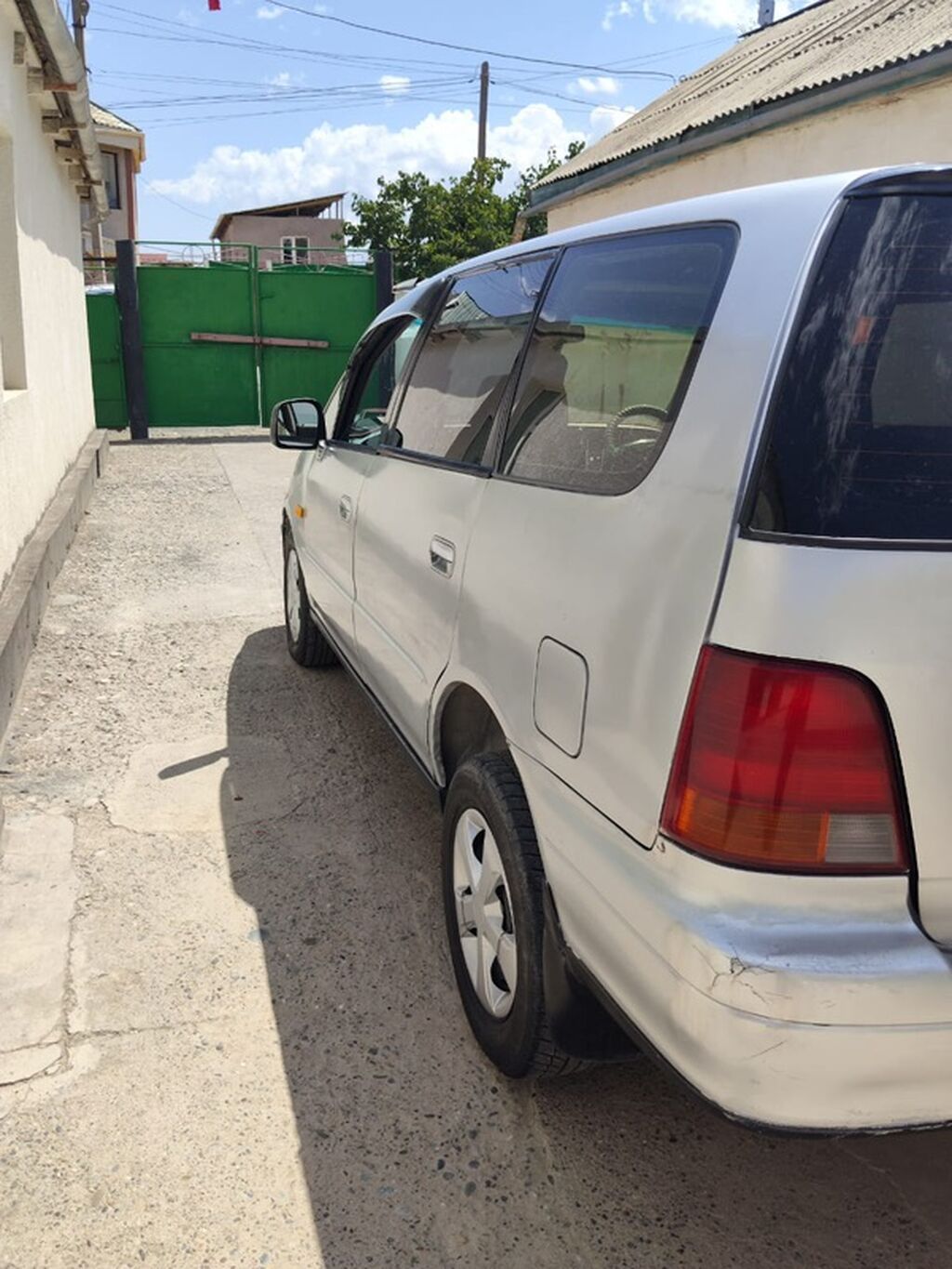 Honda Odyssey 1996 г., 2.3 л, автомат, бензин: фото 3