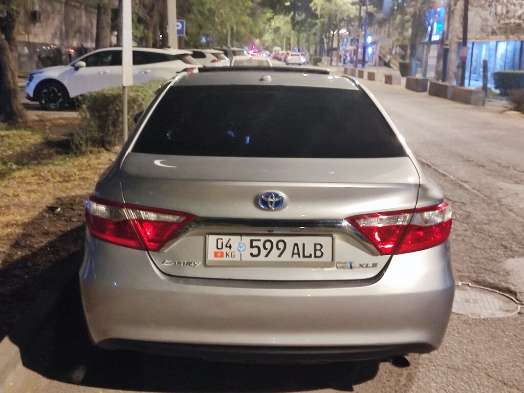 Toyota Camry: 2015 г., 2.5 л, Автомат, Гибрид, Седан: фото 6