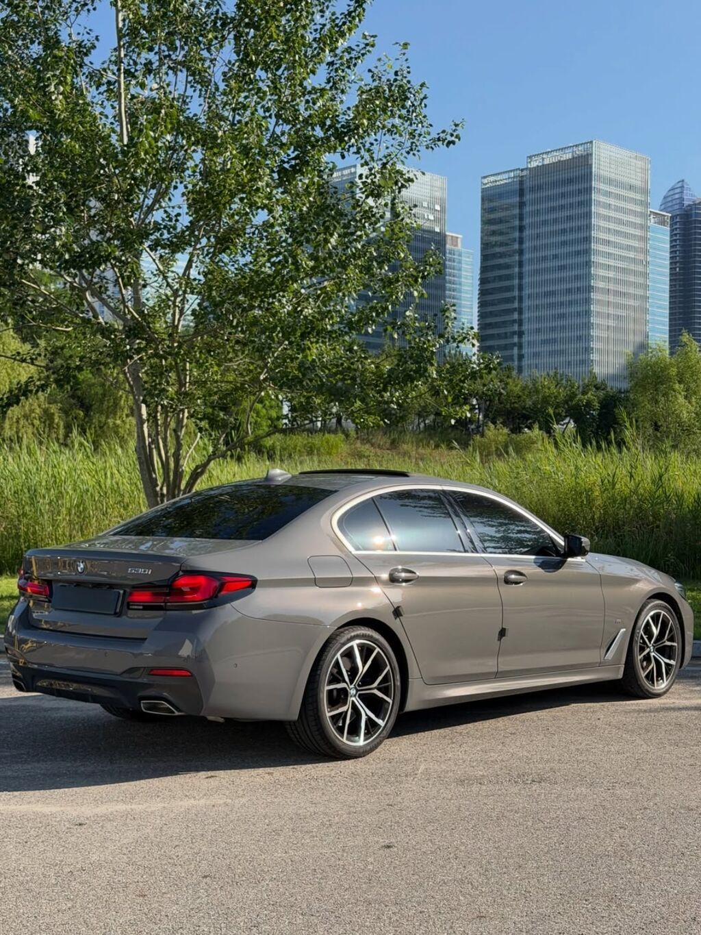 BMW 5 series: 2021 г., 2 л, Автомат, Бензин, Седан: фото 4