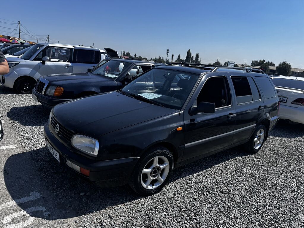 Volkswagen Golf Variant: 1996 г., 1.8 л, Механика, Бензин, Минивэн: фото 2