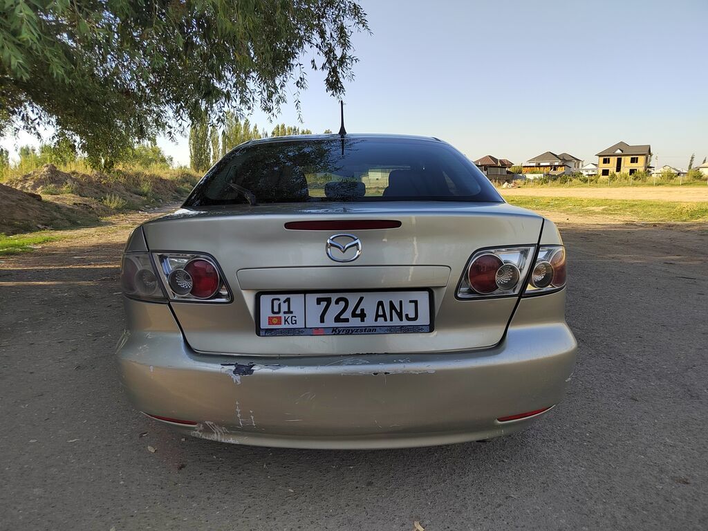 Mazda 6: 2004 г., 2 л, Механика, Бензин, Седан: фото 5