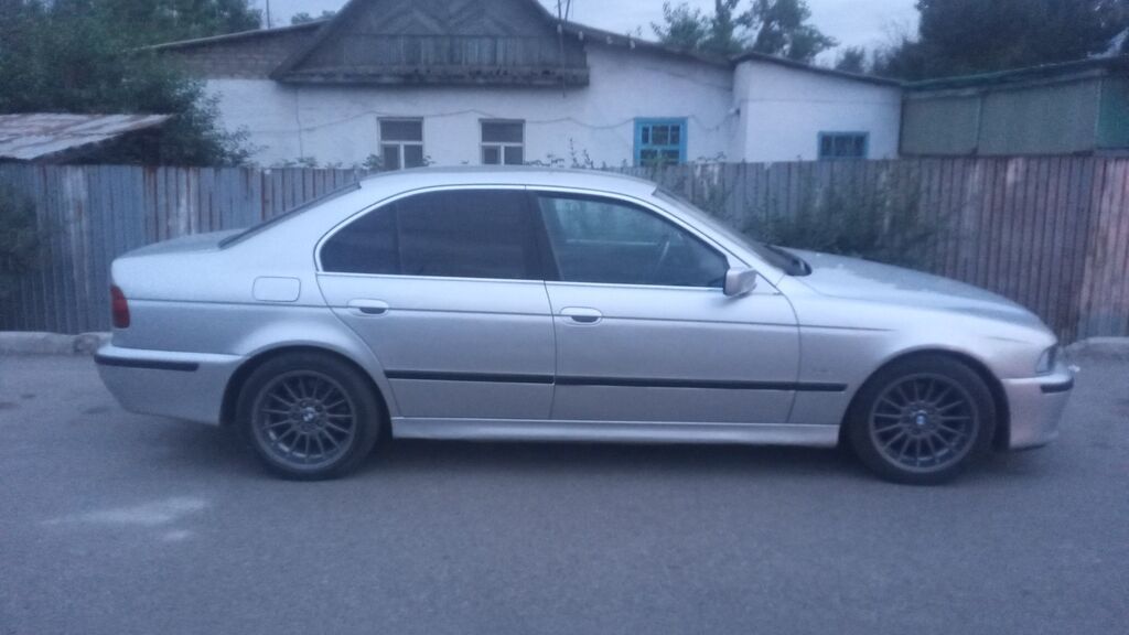 BMW 5 series: 1996 г., 2.5 л, Механика, Бензин, Седан: фото 3