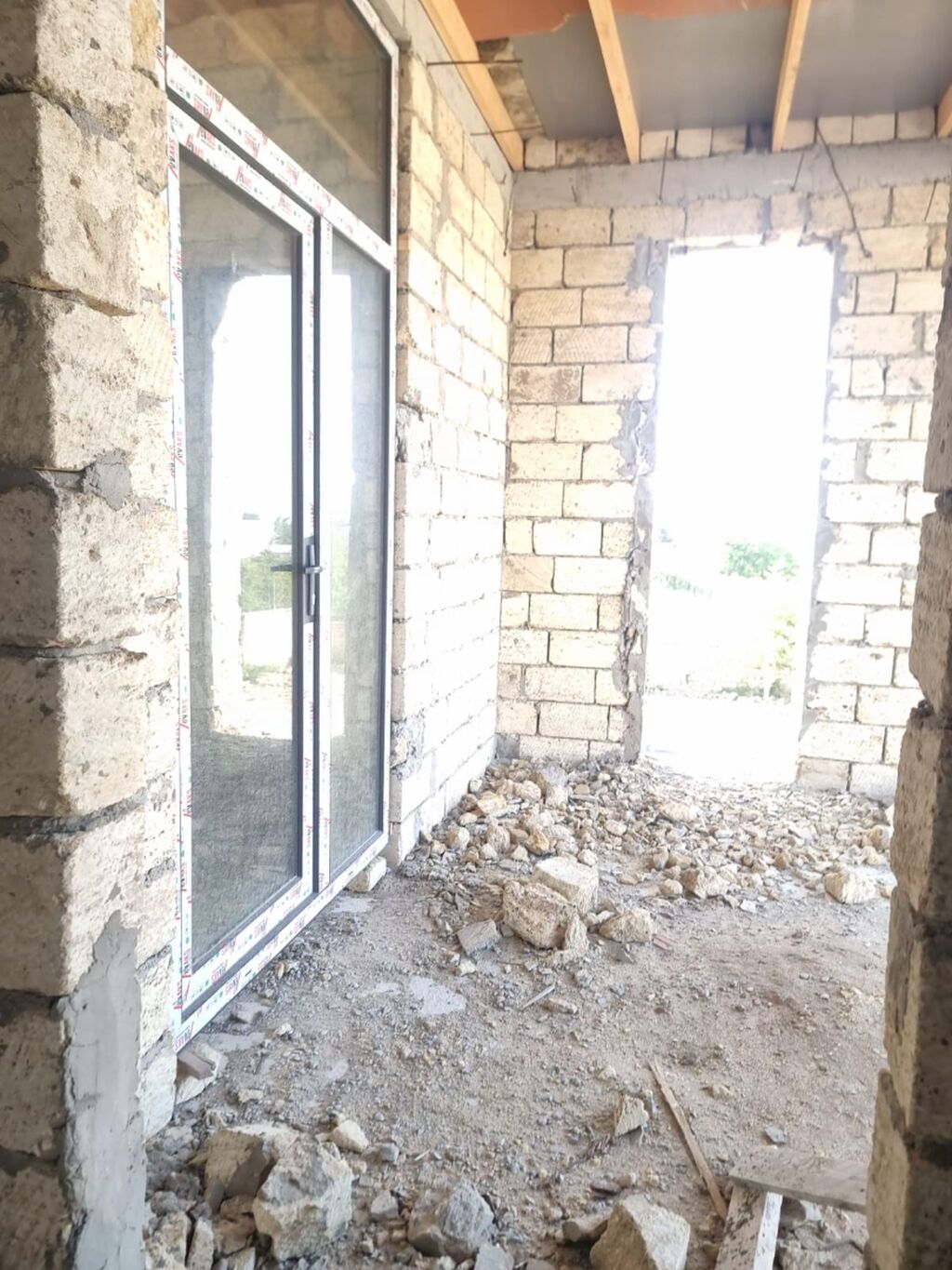 Novxanı, 149 kv. m, 4 otaqlı, Hovuzlu, Kanalizasiya, Qaz, Su