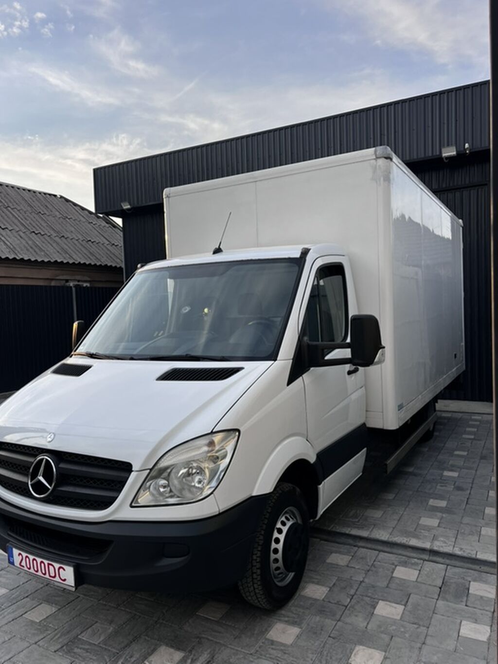 Грузовой фургон Mercedes‑Benz Sprinter (бортовой номер на фото): фото 2