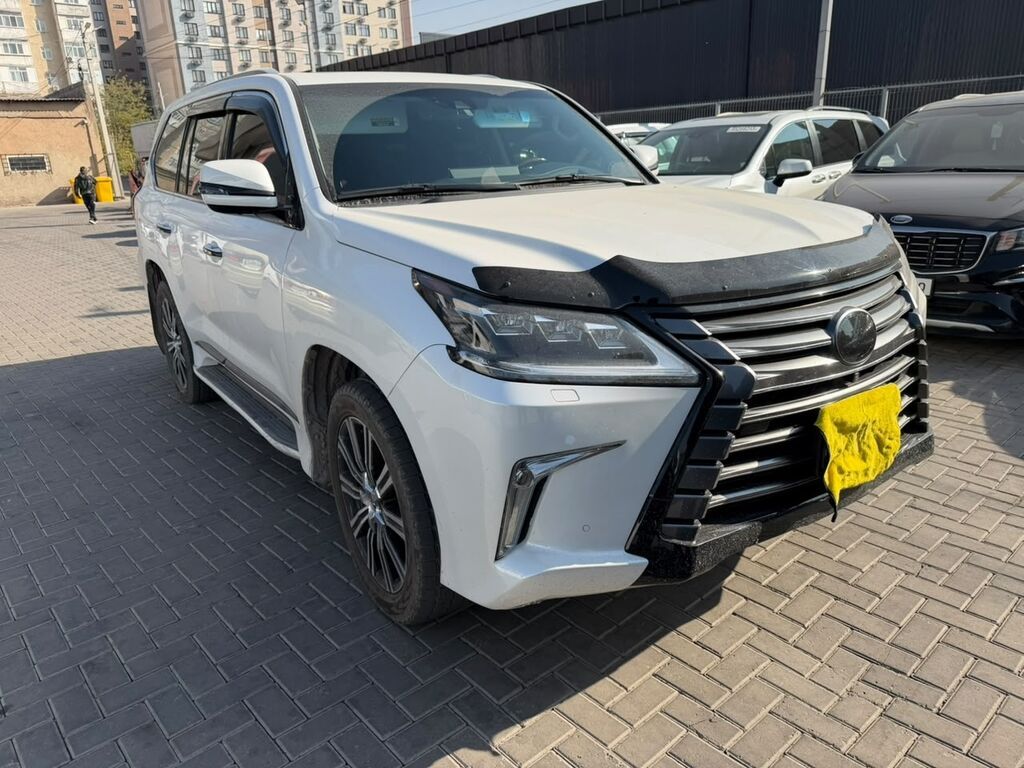 Lexus LX: 2018 г., 5.7 л, Автомат, Бензин, Внедорожник: фото 1
