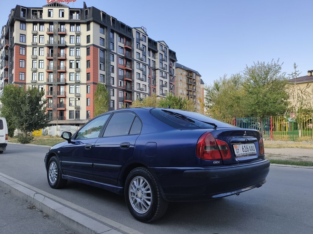 Mitsubishi Carisma: 2004 г., 1.8 л, Автомат, Бензин, Лифтбек: фото 2
