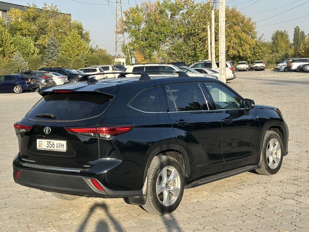 Toyota Highlander: 2021 г., 3.5 л, Автомат, Бензин, Кроссовер: фото 3